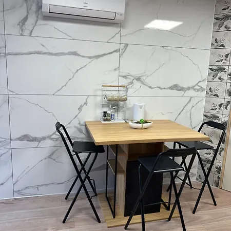 Apartment Petit Meuble *